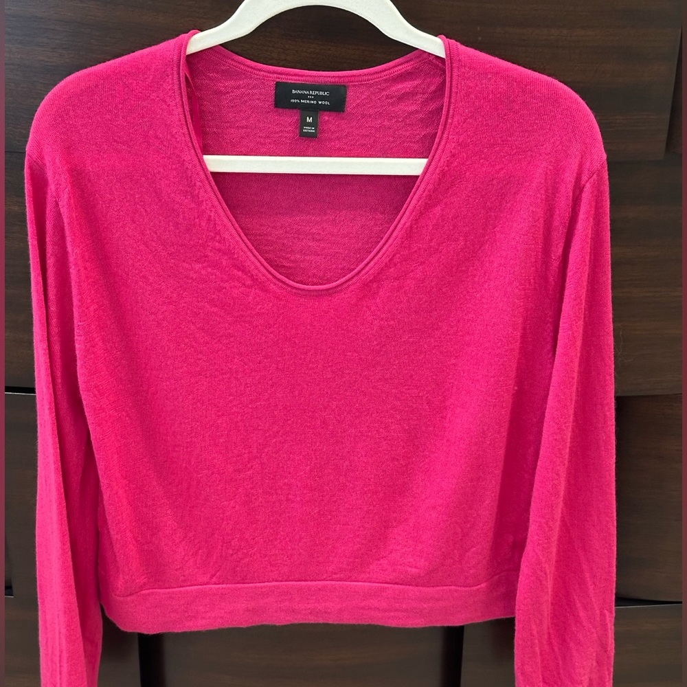 Banana Republic Factory 100% Merino Wool Cropped Sweater | M | Dragonfruit Pink